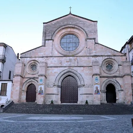 Brutia Mom&son Frühstückspension 4*