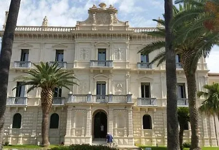 Brutia Mom&son Bed and breakfast