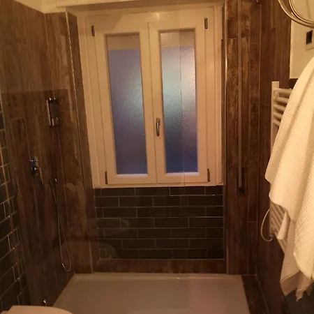 Brutia Mom&son Bed & Breakfast 4*
