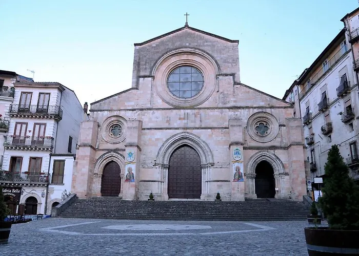 Brutia Mom&son 住宿加早餐酒店 4*