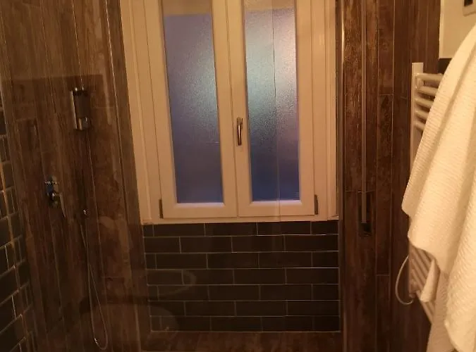 Brutia Mom&son 住宿加早餐酒店 4*